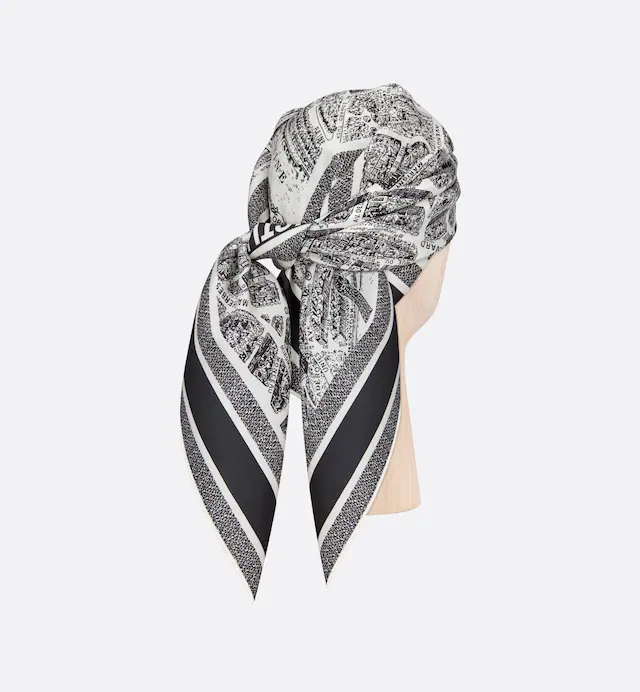 PLAN DE PARIS 90 SQUARE SCARF